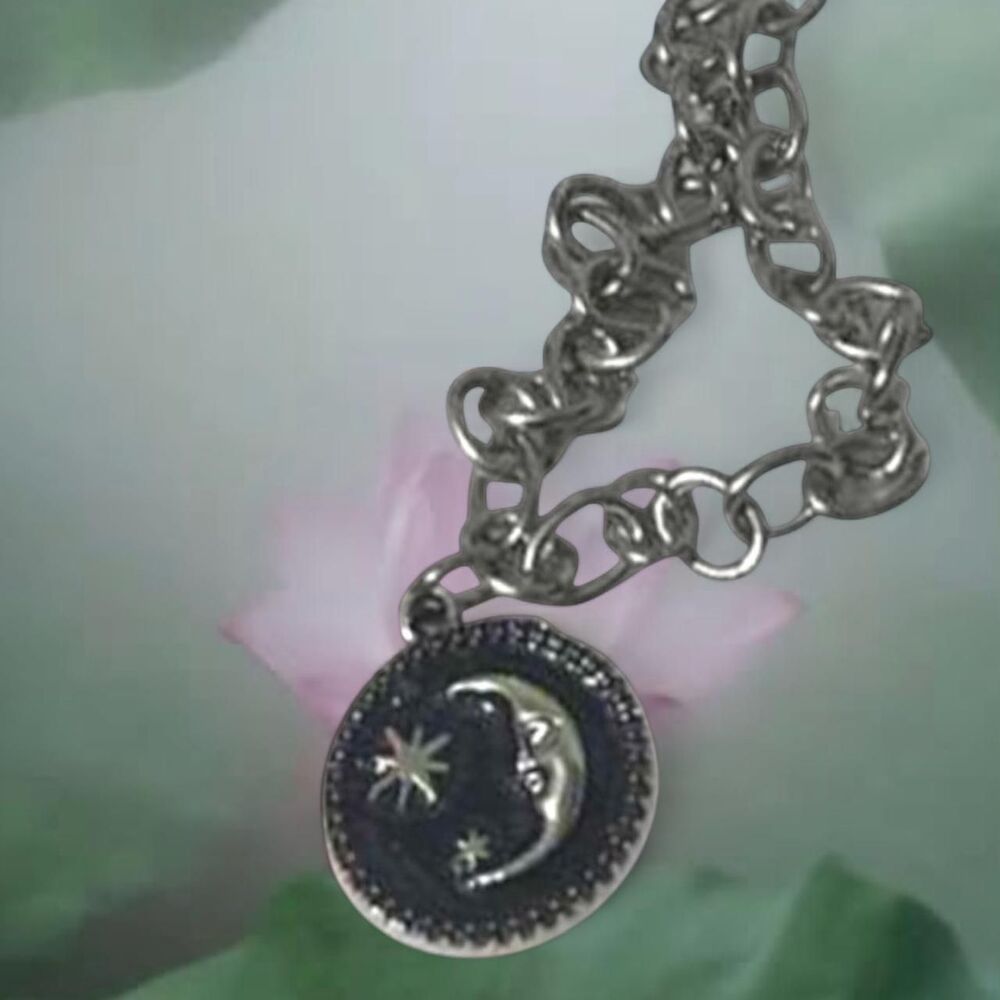 whimsical 90s style silver star and moon chain necklace🌛